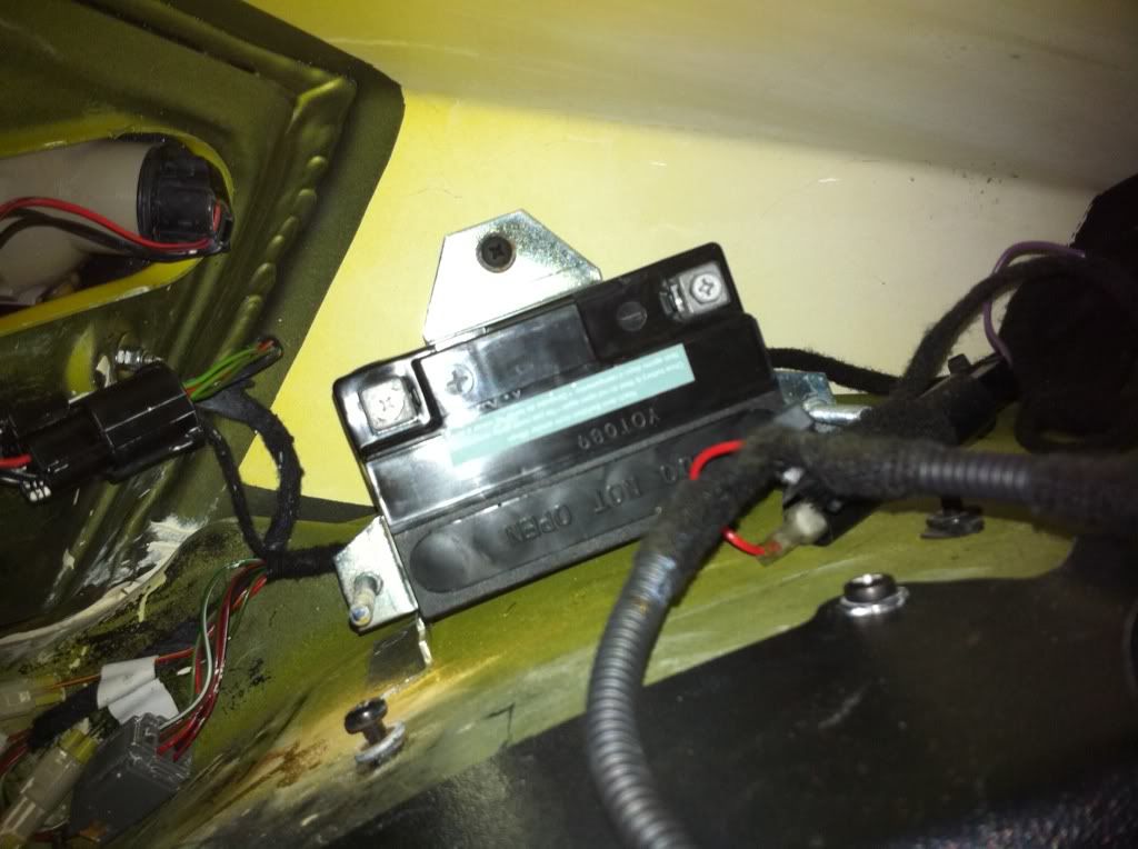 How To Replace The Central Locking Backup Battery Guides and